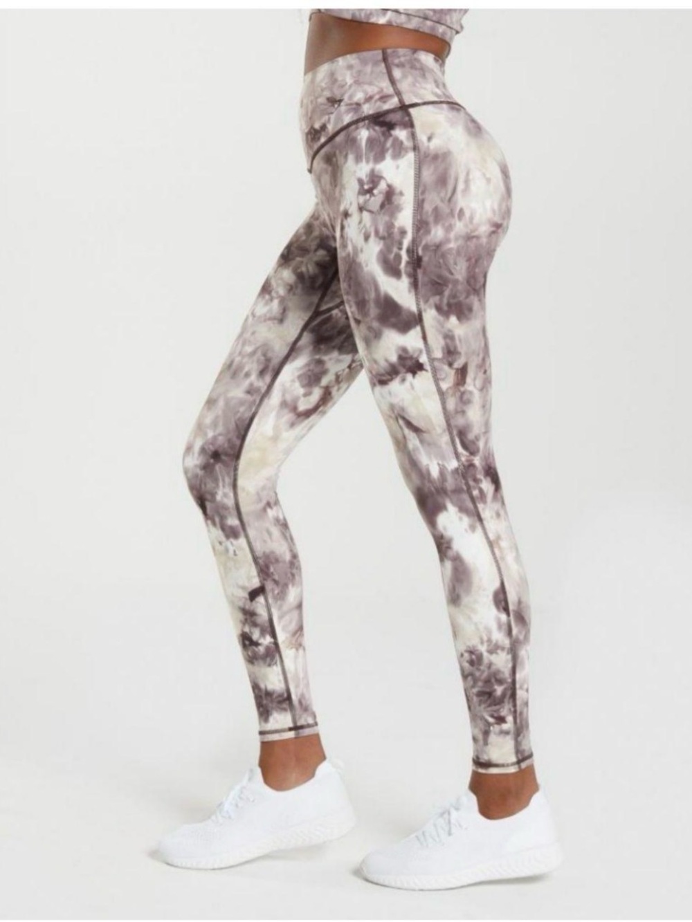 Gymshark Elevate Legging in Cement Brown / Archive Brown Spray Dye